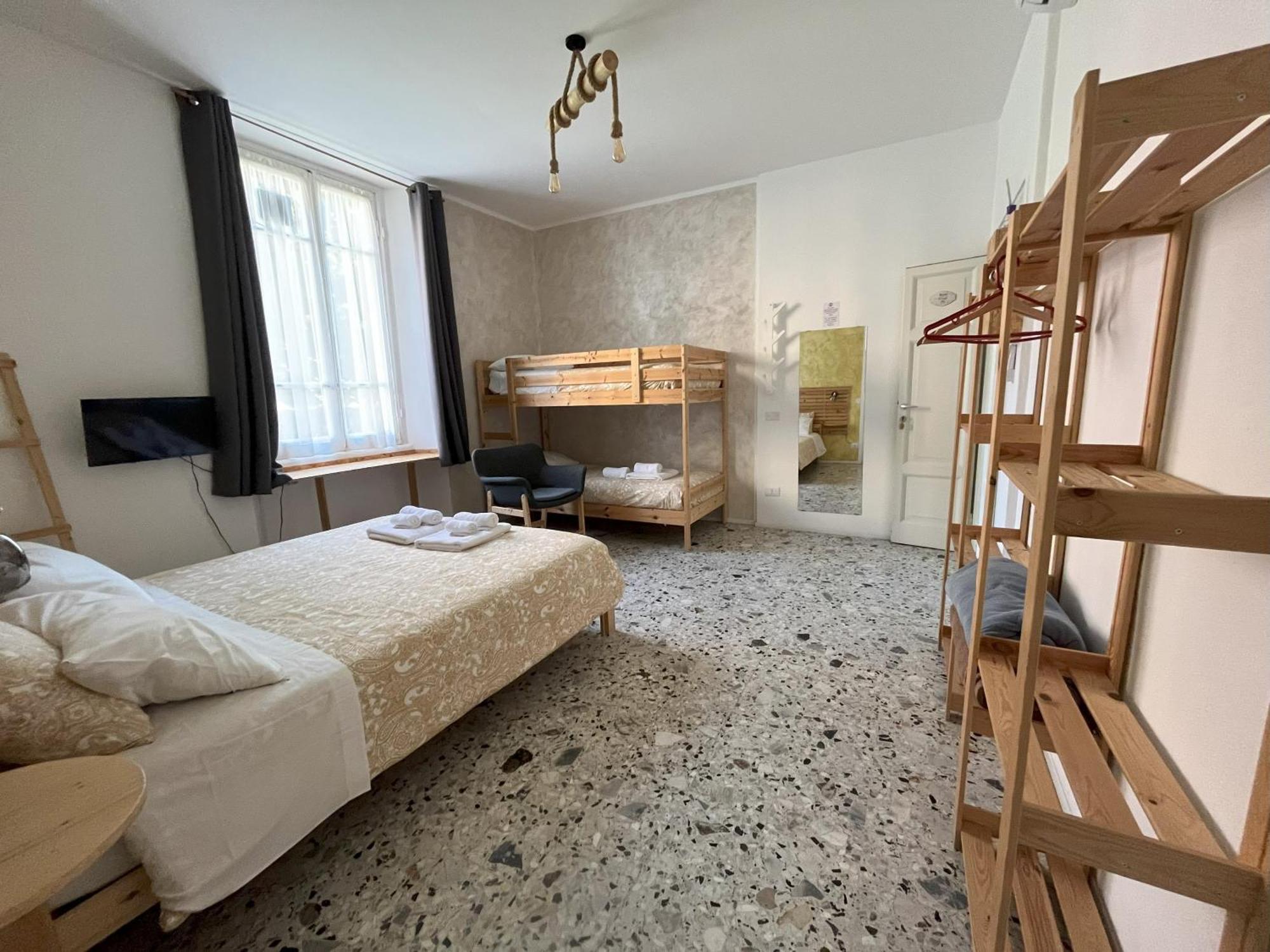 B&B Red House Garlate Zewnętrze zdjęcie